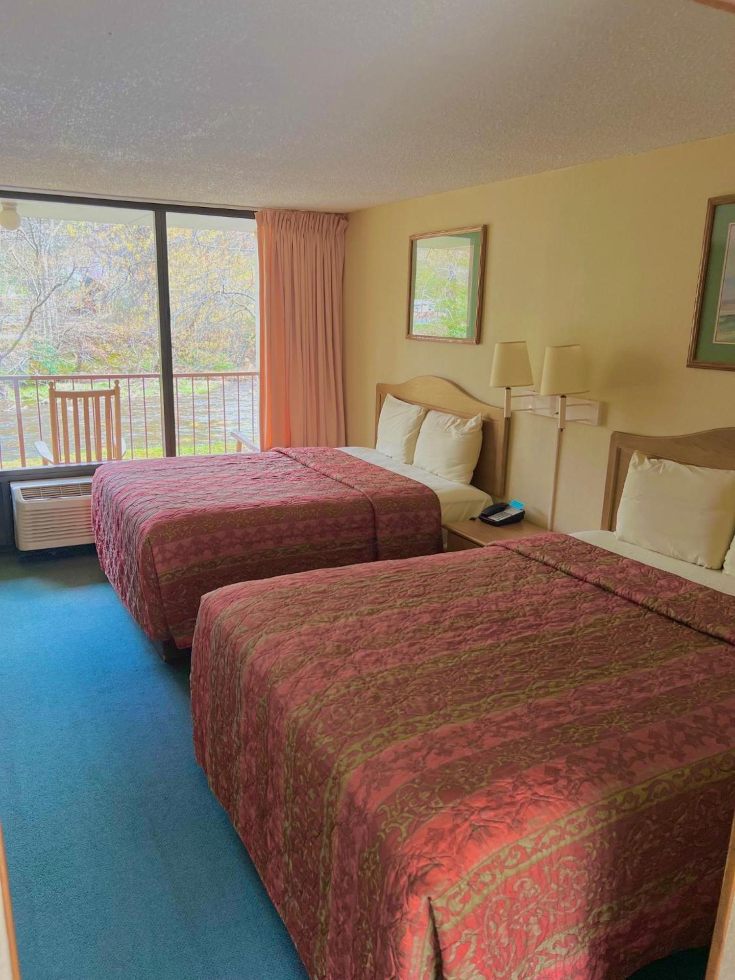 Newfound Lodge On The River Cherokee Extérieur photo