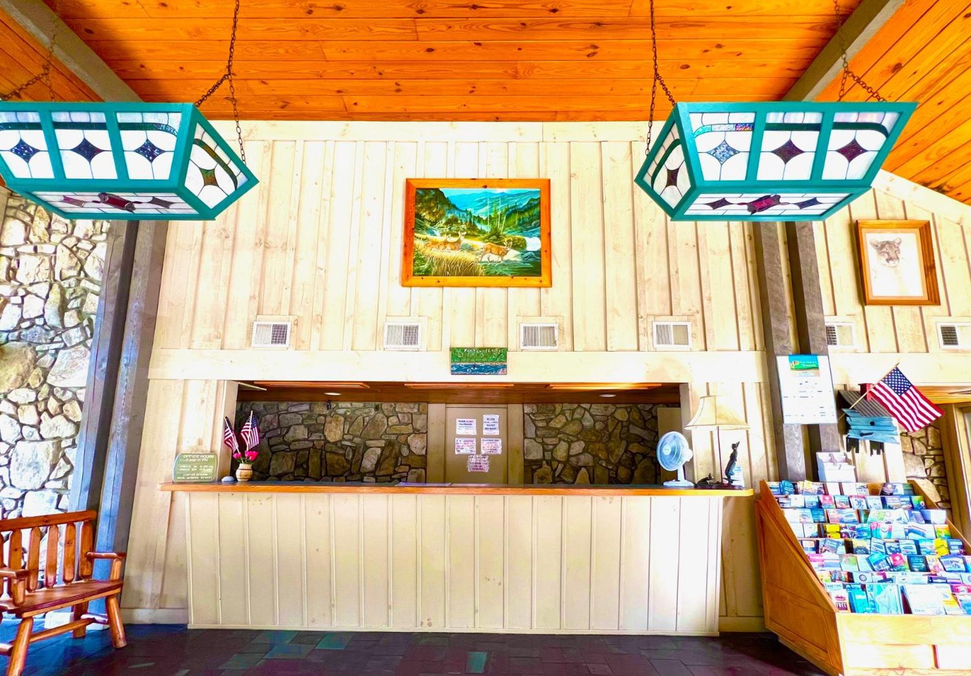 Newfound Lodge On The River Cherokee Extérieur photo